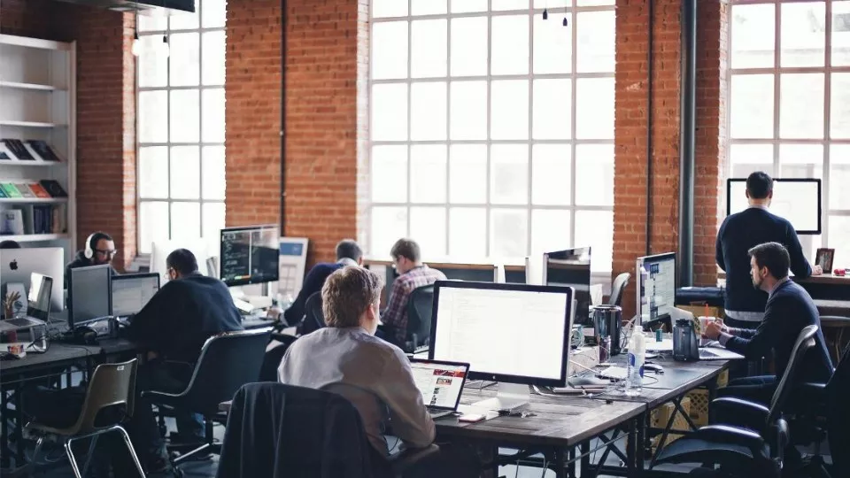 Как выбрать веб-студию в Лесосибирске по кейсам